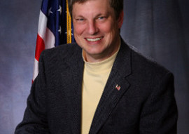 Wayne Williams Decides Not To Confuse CD-5 Primary Voters